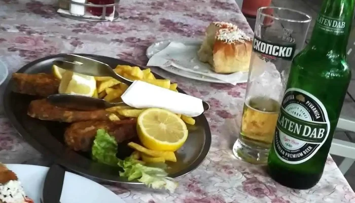 Apartmani Stupar Khrana I Pijalatsi - Sretenovo