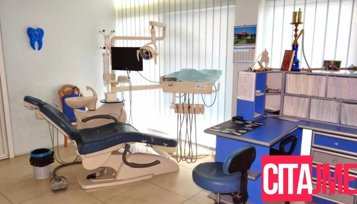 Ar -  Dental Sie - Градец