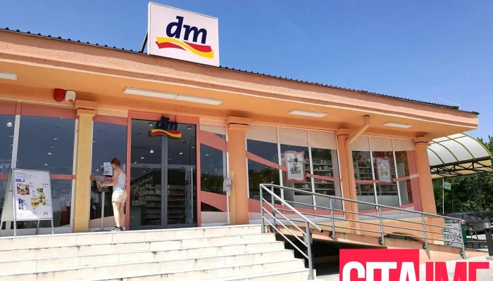 Dm Drogerie Markt -  Sie - Скопје
