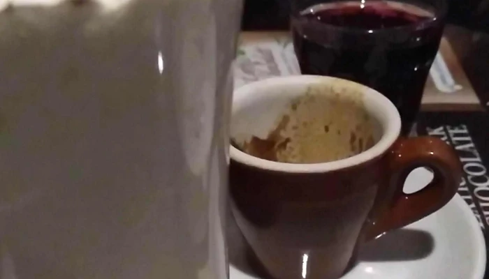 E Caffe -  број - Vrapchishte