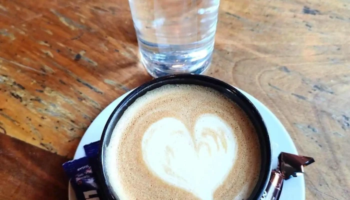 Kafe Simpl Khrana I Pijalatsi - Тетово