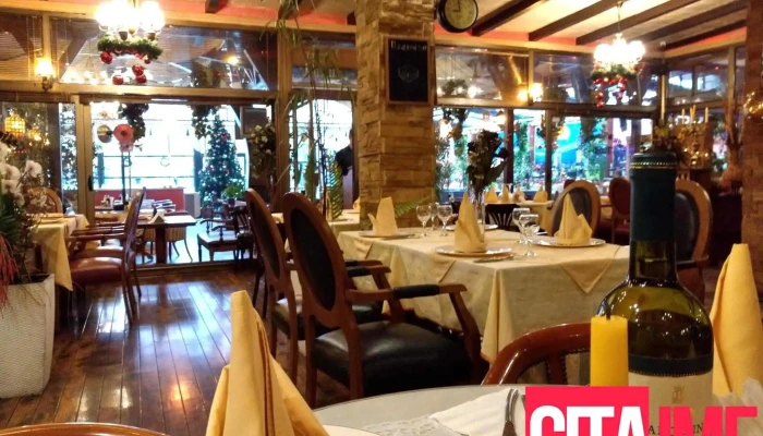 Khotel I Restoran Tivoli Khrana I Pijalatsi - Тетово