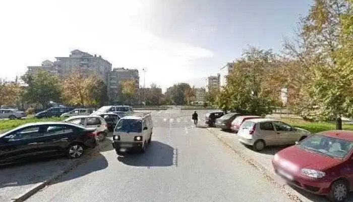 Kluchar Miki Ulichen Prikaz I 360deg - Скопје