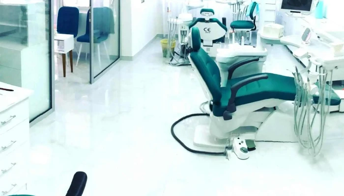 Labi Dental Clinic -  Sie - Куманово