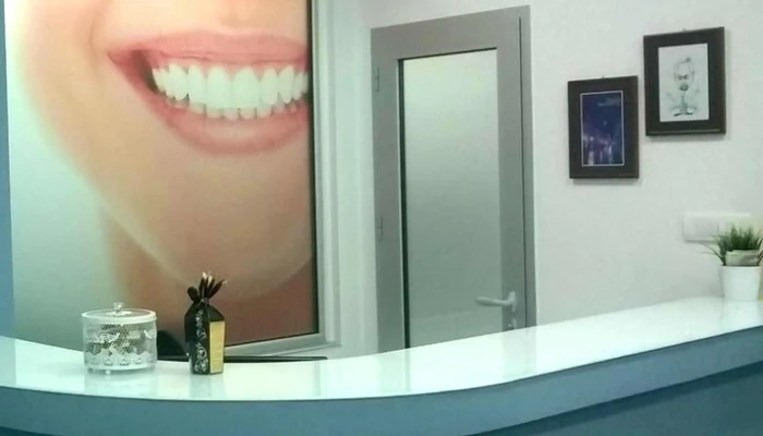 Maksident Vrshkovski -    Dental Implant Studio орален хирург - Битола