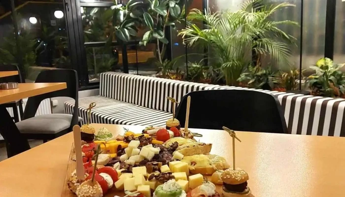 Monarca Gastrobar - Прилеп