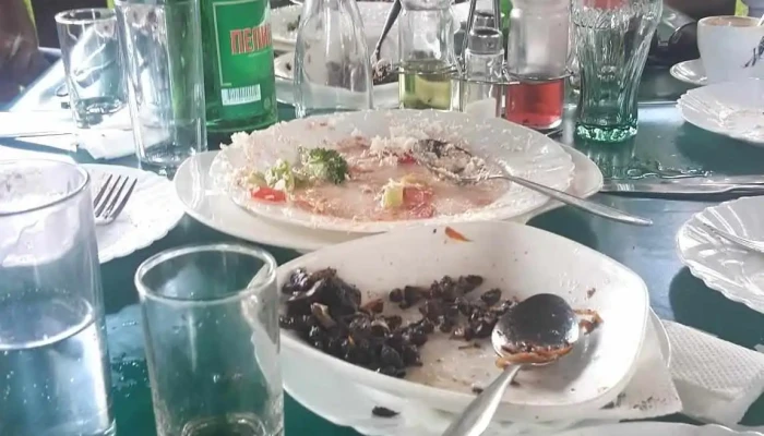 Motel Lozovo Khrana I Pijalatsi - Лозово