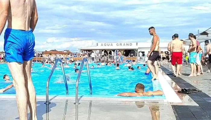 Pishina Aqua Grand Videa - Опае