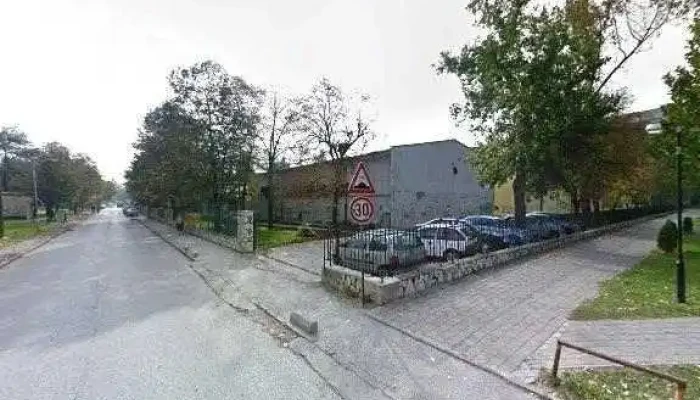 Raskoshno Dentalno Studio Ulichen Prikaz I 360deg - Скопје