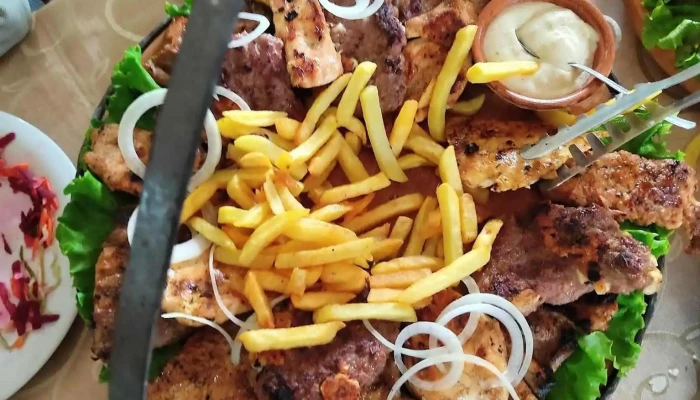 Restoran Pelvets Khrana I Pijalatsi - Вевчани