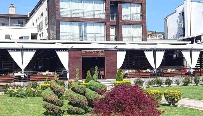 Romantik Plaza Eksterier - Стар