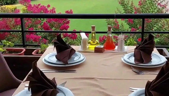 Romantik Plaza Videa - Стар