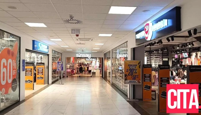 Shtip Siti Mol Enterier - Штип