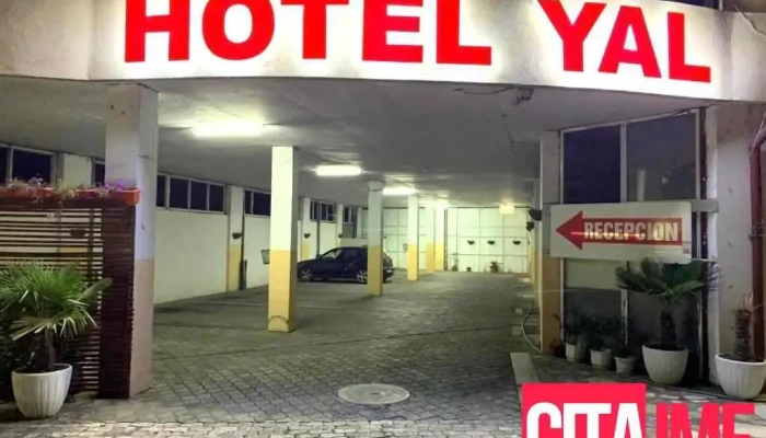 Tetovo Hotel Restaurant Petrol Eksterier - Тетово