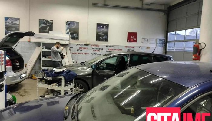 Автомобилски додатоци „Дог Секјурити“ - Скопје 1000
